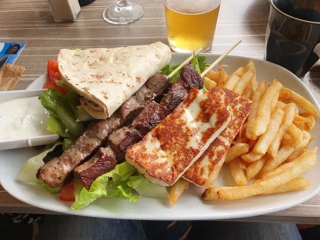 Cove Bar Grill