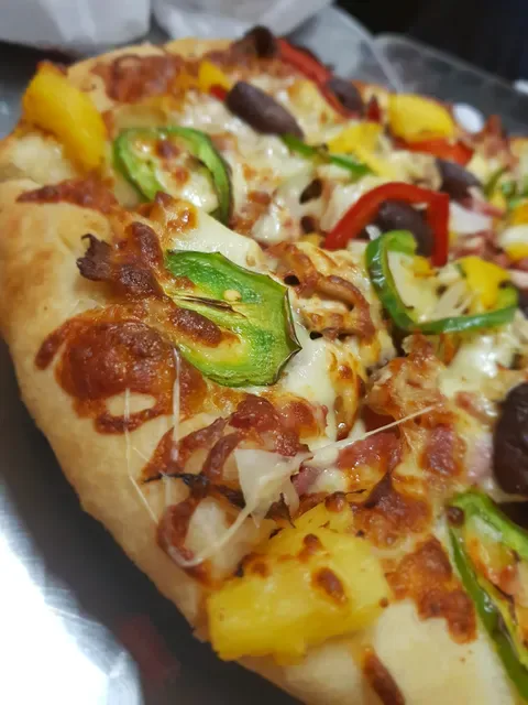 Cresent Star Kebabs Burgers Pizza