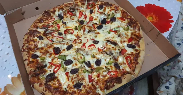 Cresent Star Kebabs Burgers Pizza