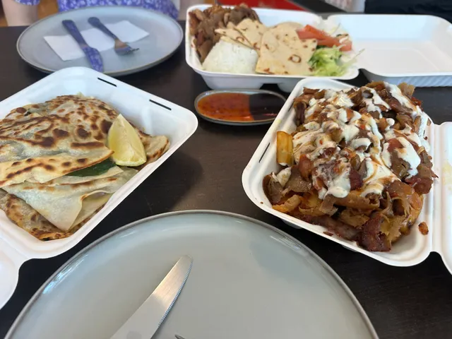 Cuzzy's Kebab