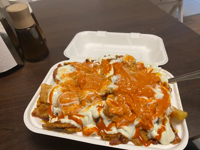 Cuzzy's Kebab