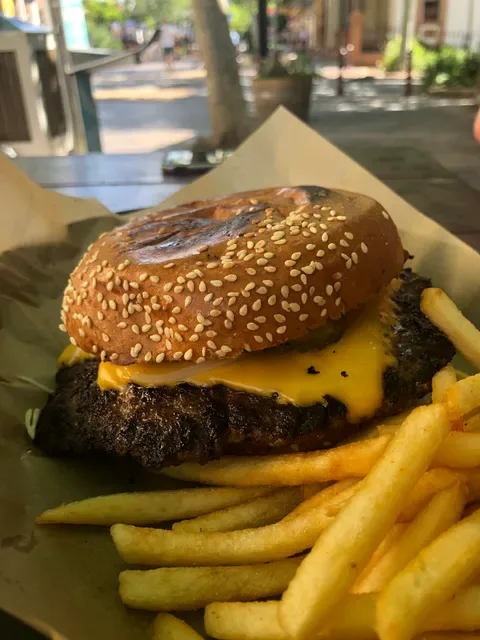 Daddy's Burgers 'n Wings WINDSOR