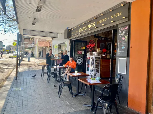 Darlings Bistro
