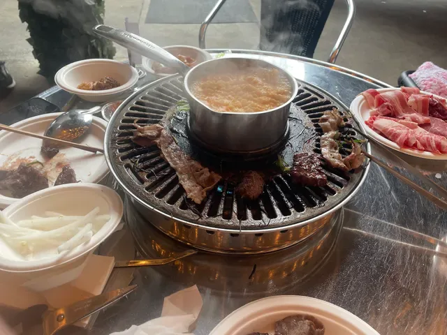 Dawn House Buffet