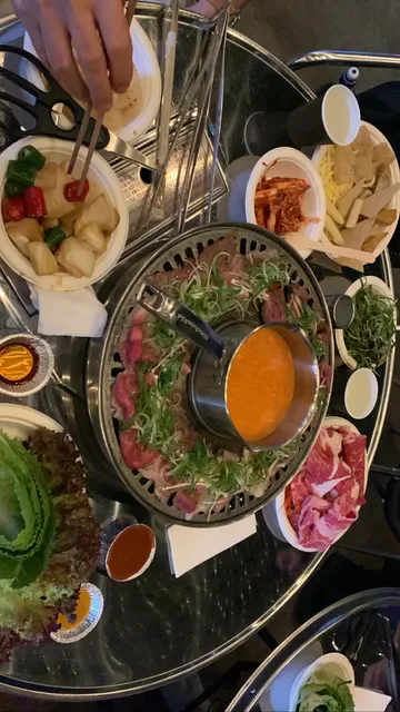 Dawn House Buffet