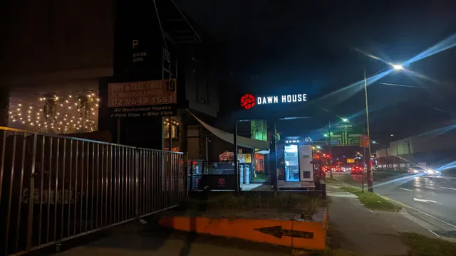 Dawn House Buffet