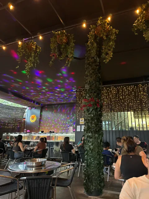 Dawn House Buffet