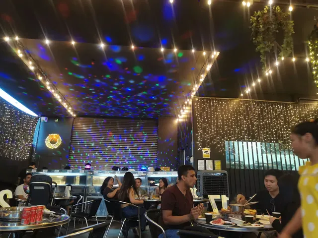 Dawn House Buffet