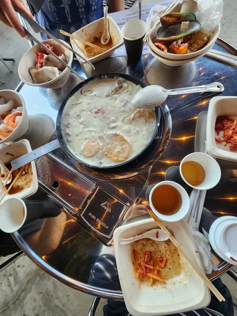 Dawn House Buffet