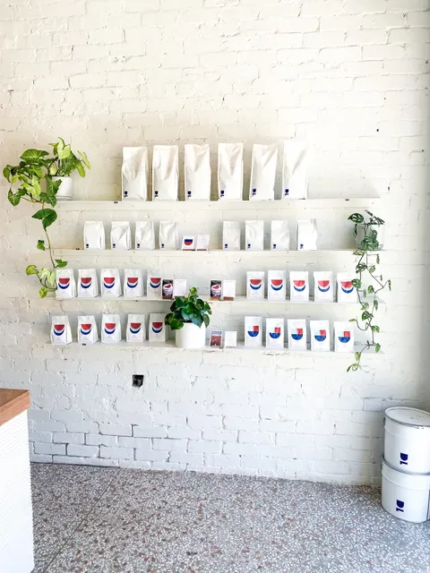 Deluca Coffee