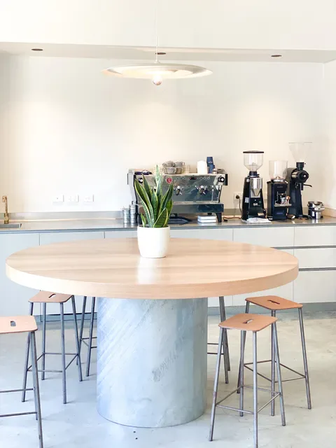 Deluca Coffee