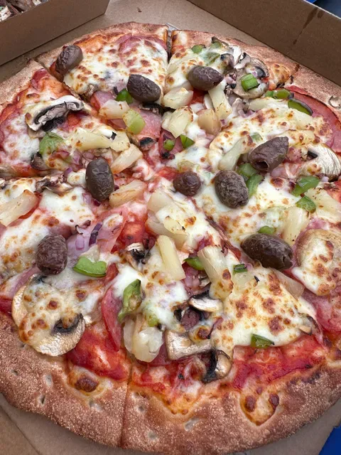 Deluxe Gourmet Pizza Cronulla