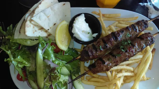 Dine and Dezerts