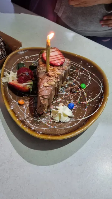 Dine and Dezerts
