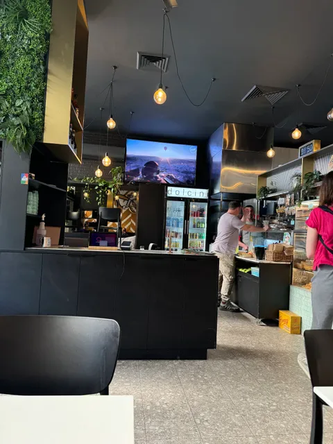 Dolcini Cafe