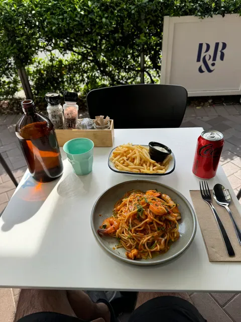 Dolcini Cafe