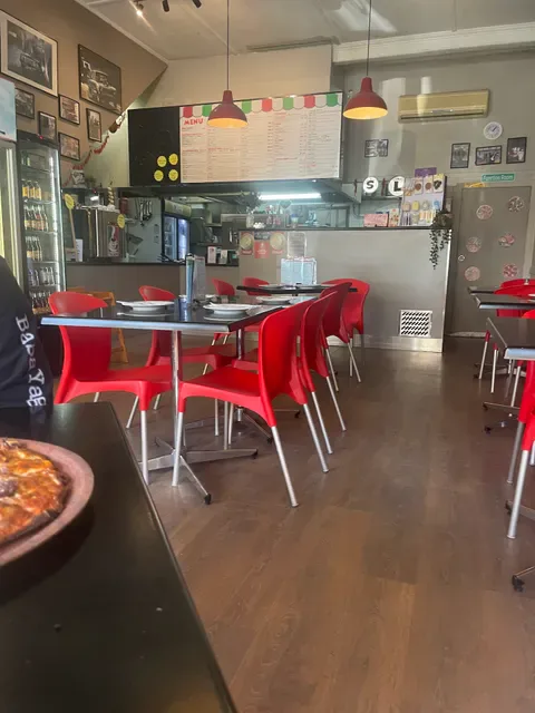 Dom's Pizza Pasta Windsor