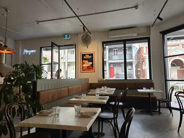 Don Giovanni Pizza Bar - Pizza Restaurant - Pizza Shop