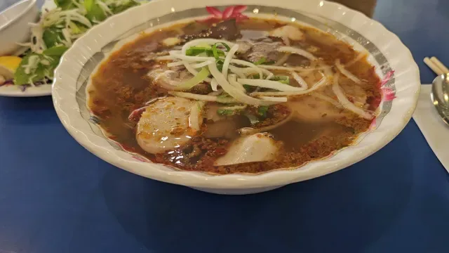 Dong Ba Restaurant