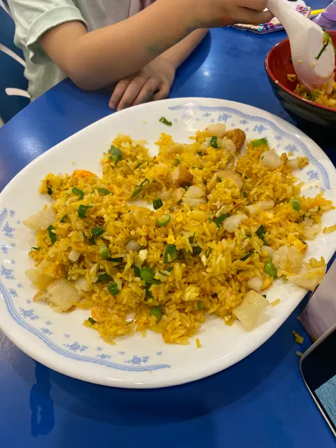 Dong Ba Restaurant