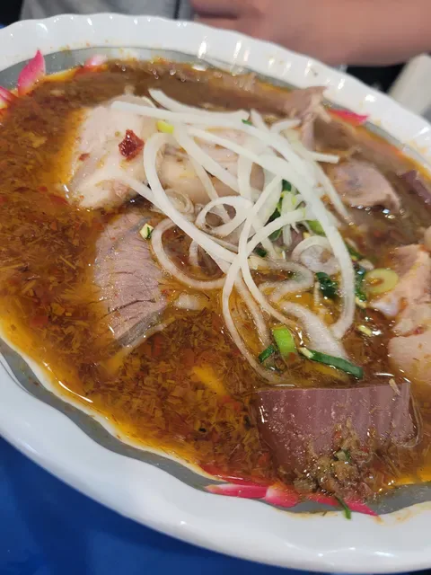 Dong Ba Restaurant
