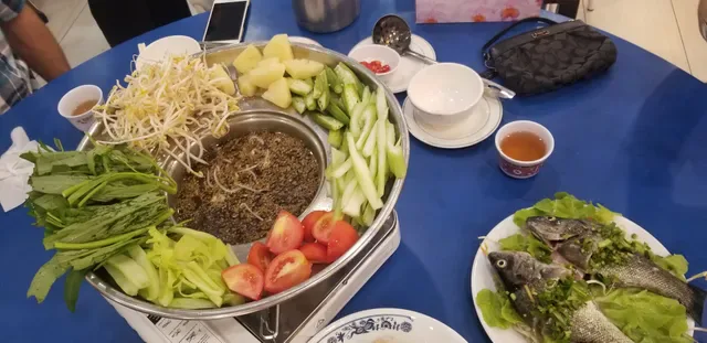 Dong Ba Restaurant