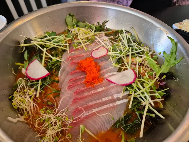 Dotori Fresh Sushi & Roll Lidcombe