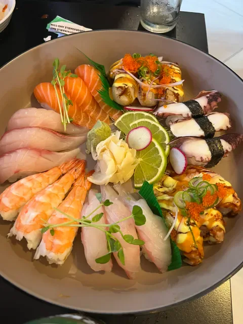 Dotori Fresh Sushi & Roll Lidcombe