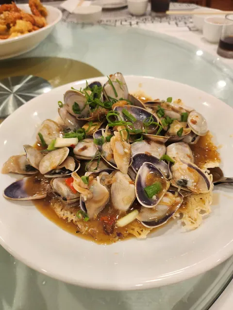 Dragon Bowl Seafood Restaurant