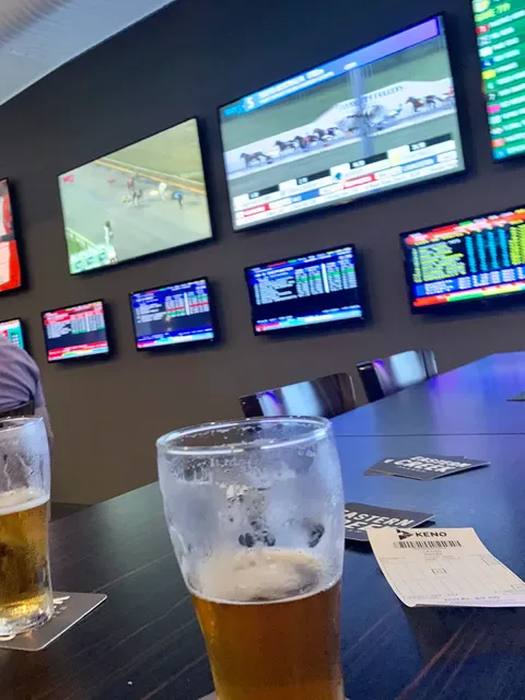Eastern Creek Tavern