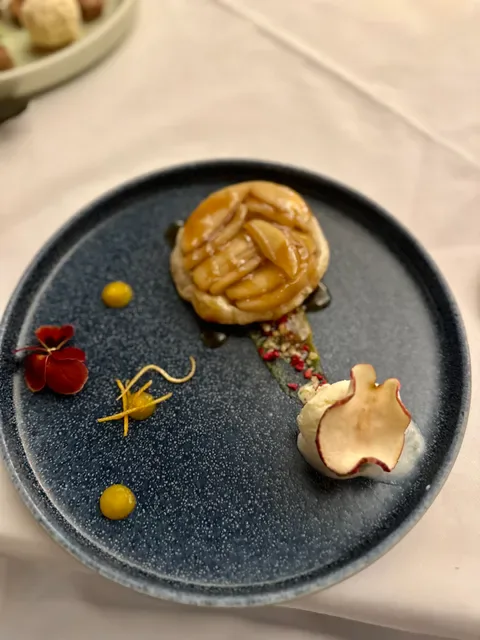 Echoes Restaurant & Bar