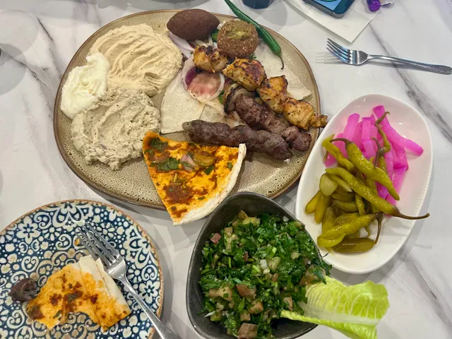 El Minieh Restaurant