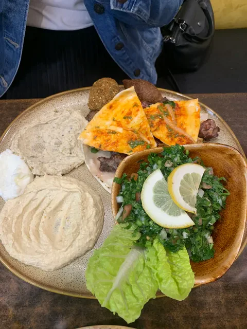 El Minieh Restaurant