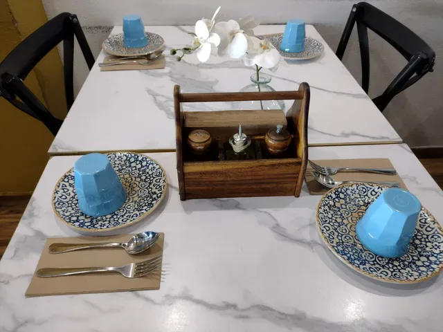 El Minieh Restaurant