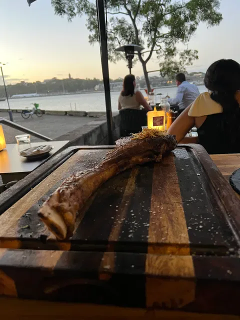 Elements Bar and Grill Pyrmont