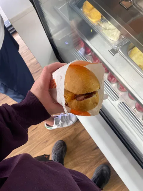 Elouera Take Away