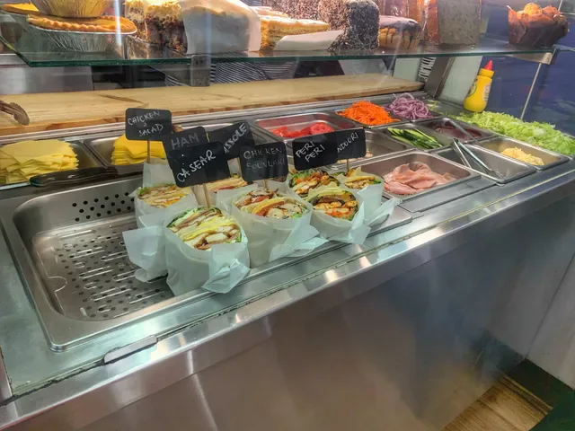 Elouera Take Away