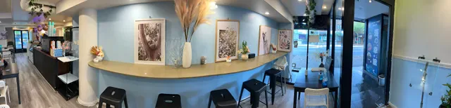Emoji Cafe