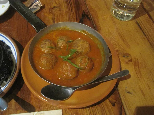 Encasa Restaurant