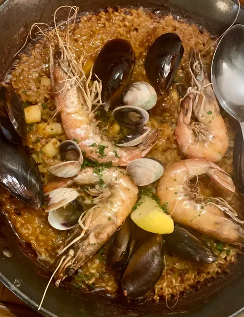 Encasa Restaurant