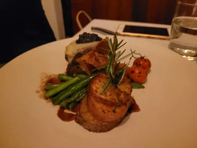 Entrata Restaurant