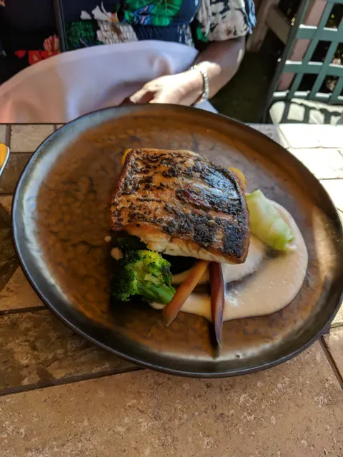 Entrata Restaurant