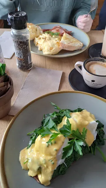 Envy Deli Cafe