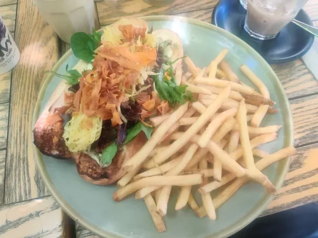 Envy Deli Cafe