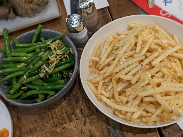 Enzo's Cucina Glenmore Park