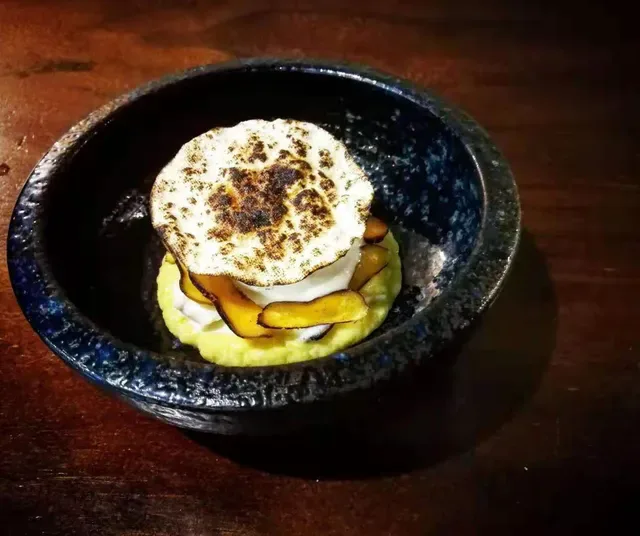 Erin - Restaurant & Bar