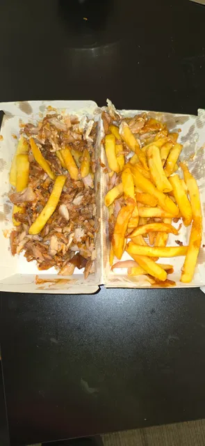 Farm Pizza and Kebab House