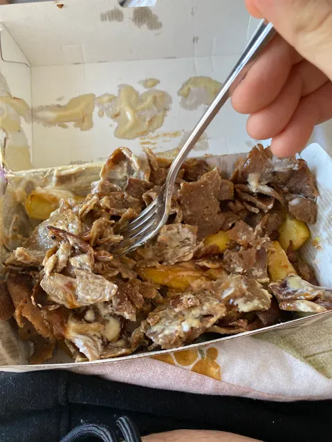 Farm Pizza and Kebab House