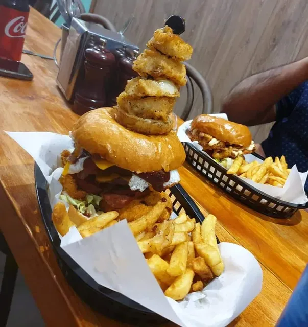 Fat Burgers & Grill