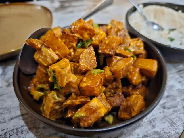 Fattoosh Lebanese Restaurant